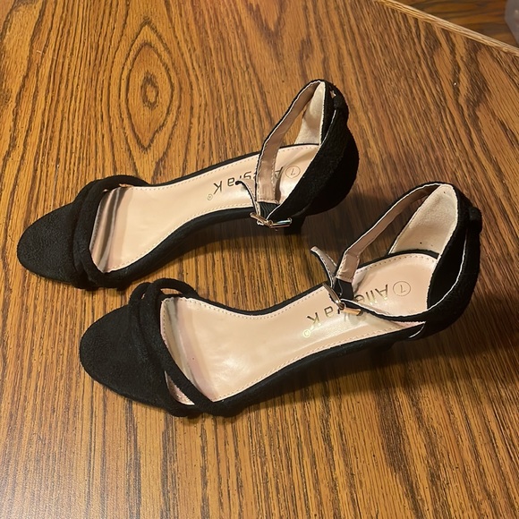 Allegra K Suede Open Toe Kitten Heel Ankle Strap Sandals, Black, Size 7. - Picture 3 of 8